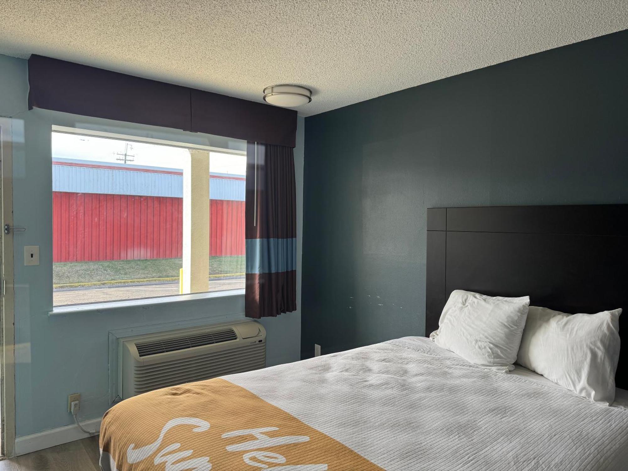 Red Carpet Inn & Suites - Danville Esterno foto